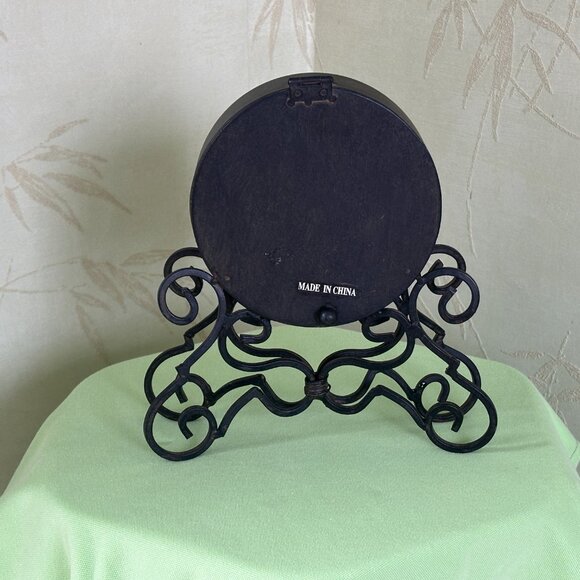 DECORATIVE MANTEL/TABLE CLOCK W/ANTIQUED DETAILING:PRE-OWNED - Picture 8 of 15